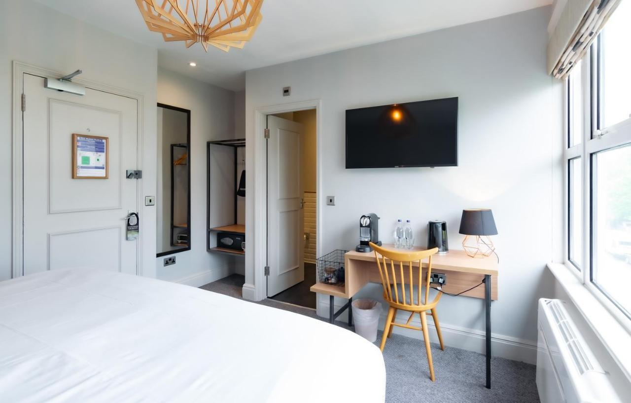 Victoria Inn Лондон Экстерьер фото